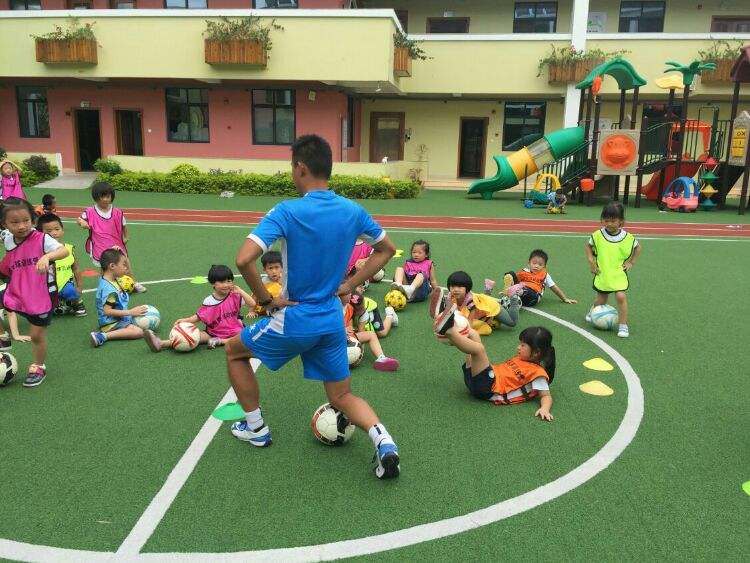 {YY GAME}(幼儿足球论文) {YY GAME}(幼儿足球论文)